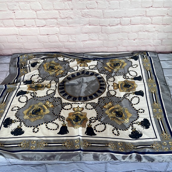 MOSI MULTI WEAR SATIN SCARF 35x35 - Picture 3 of 9